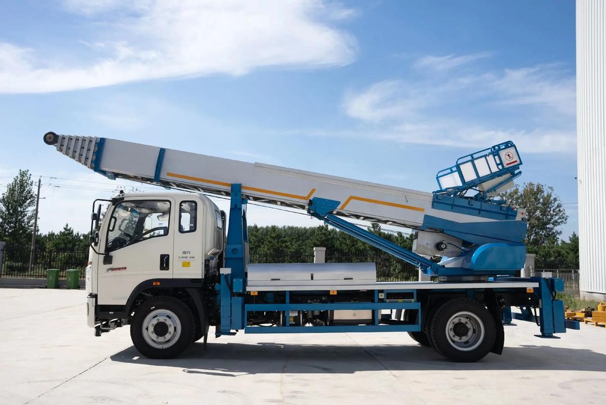 饶阳县云梯上料车租赁费用